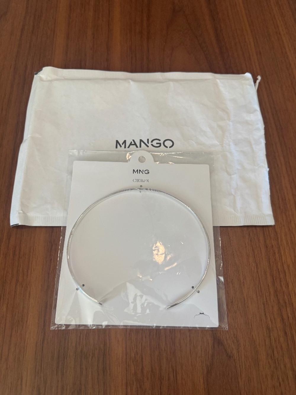 Mango Rigid Choker Necklace